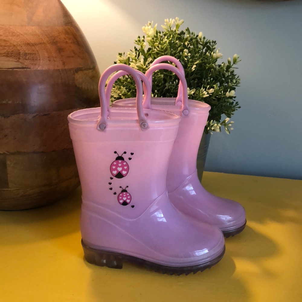☔️Toddler size 5 girls rain boots ☔️